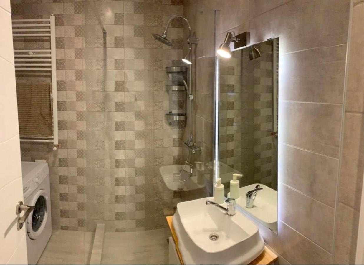 Retreat Luxury Apartment Near Presidential Palace بوخارست المظهر الخارجي الصورة
